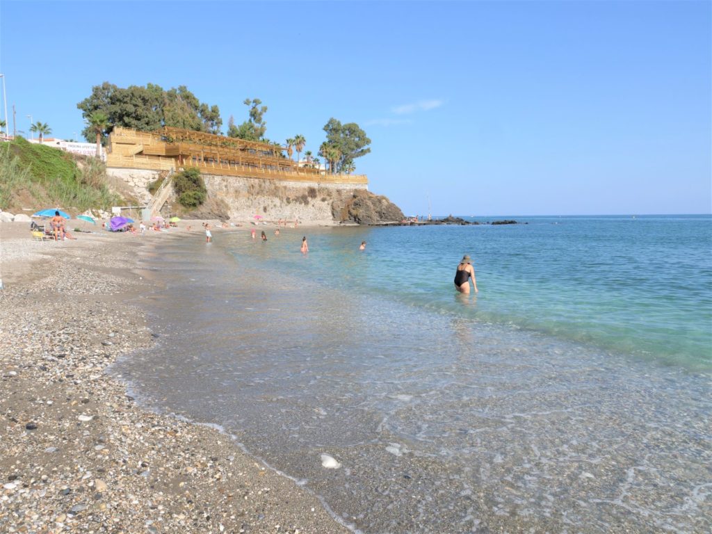 plaże Benalmadeny prowincja Malaga