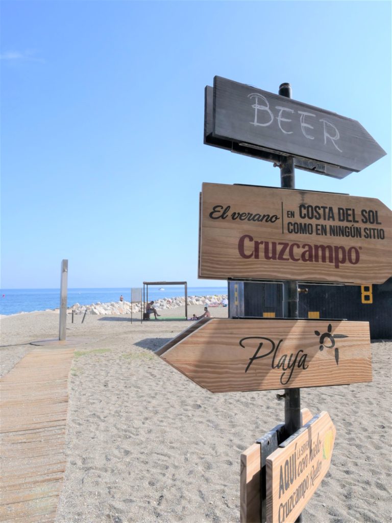 plaże Benalmadeny prowincja Malaga