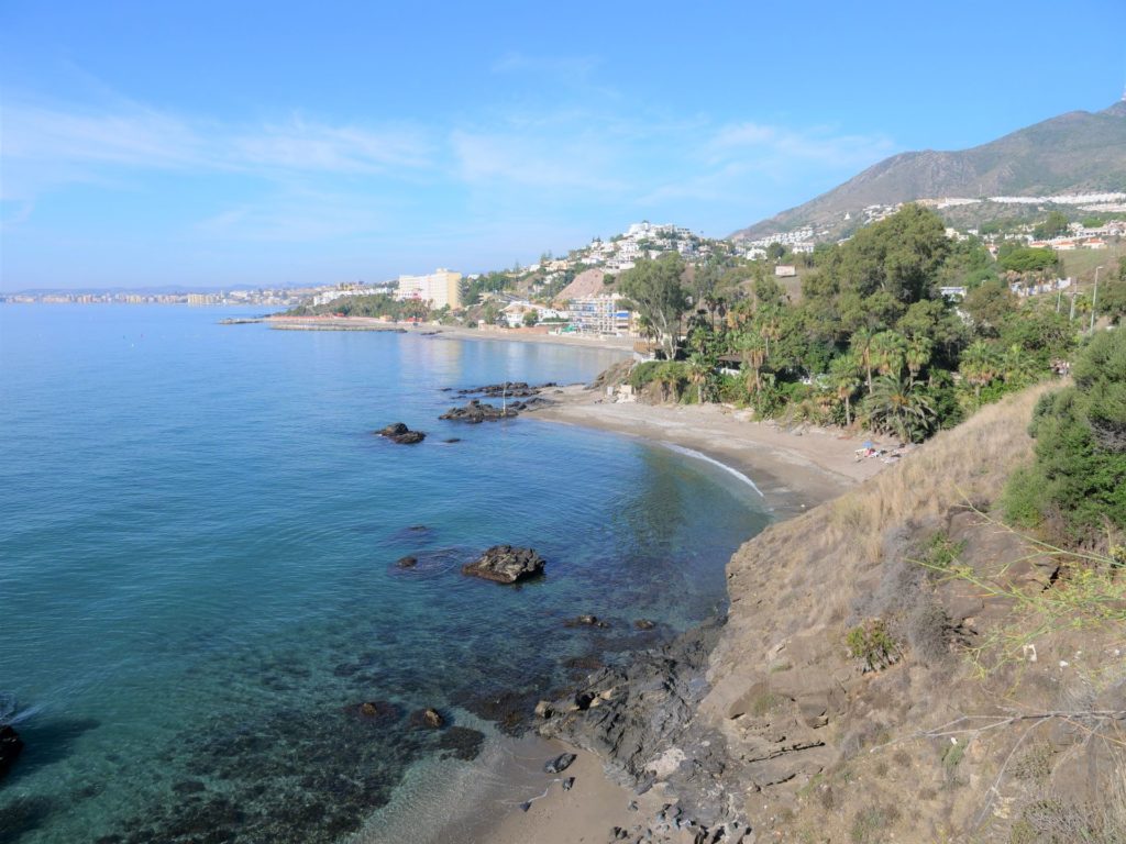 plaże Benalmadeny prowincja Malaga