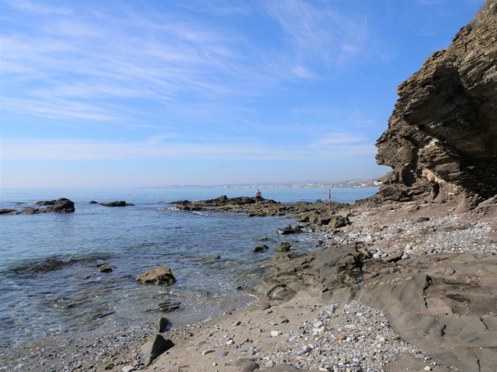 plaże Benalmadeny prowincja Malaga